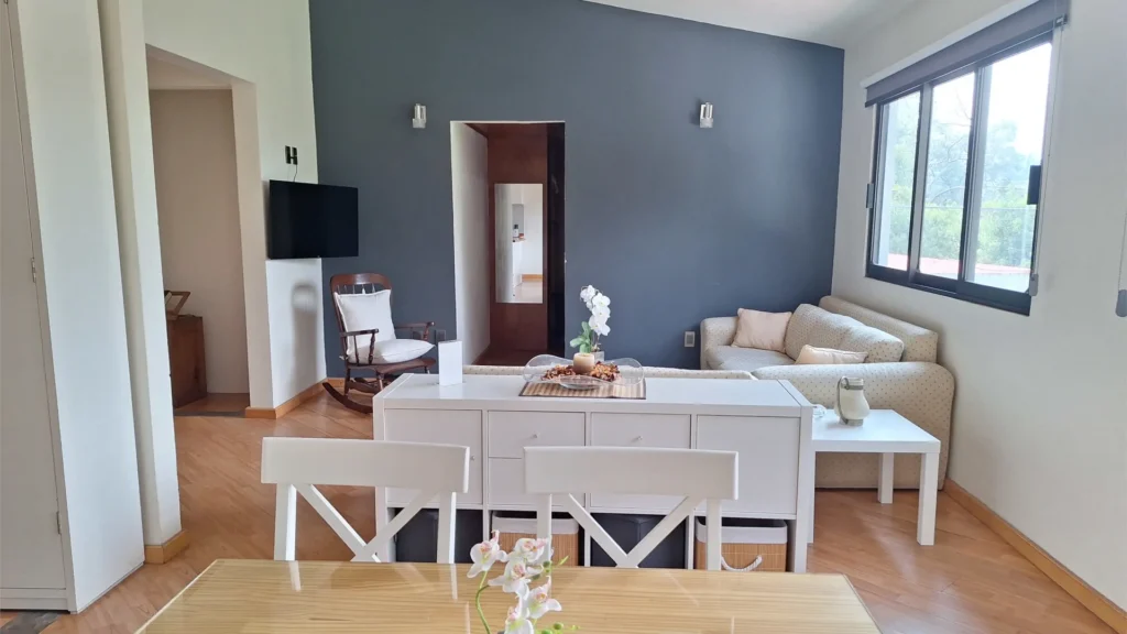 Living and dining room executive suite in Lomas de Chapultepec
