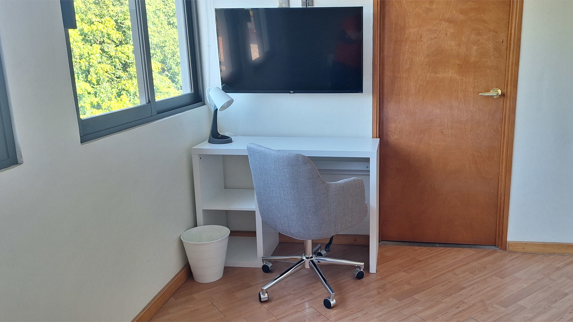 02_Suite_202_Lomas_Workspace