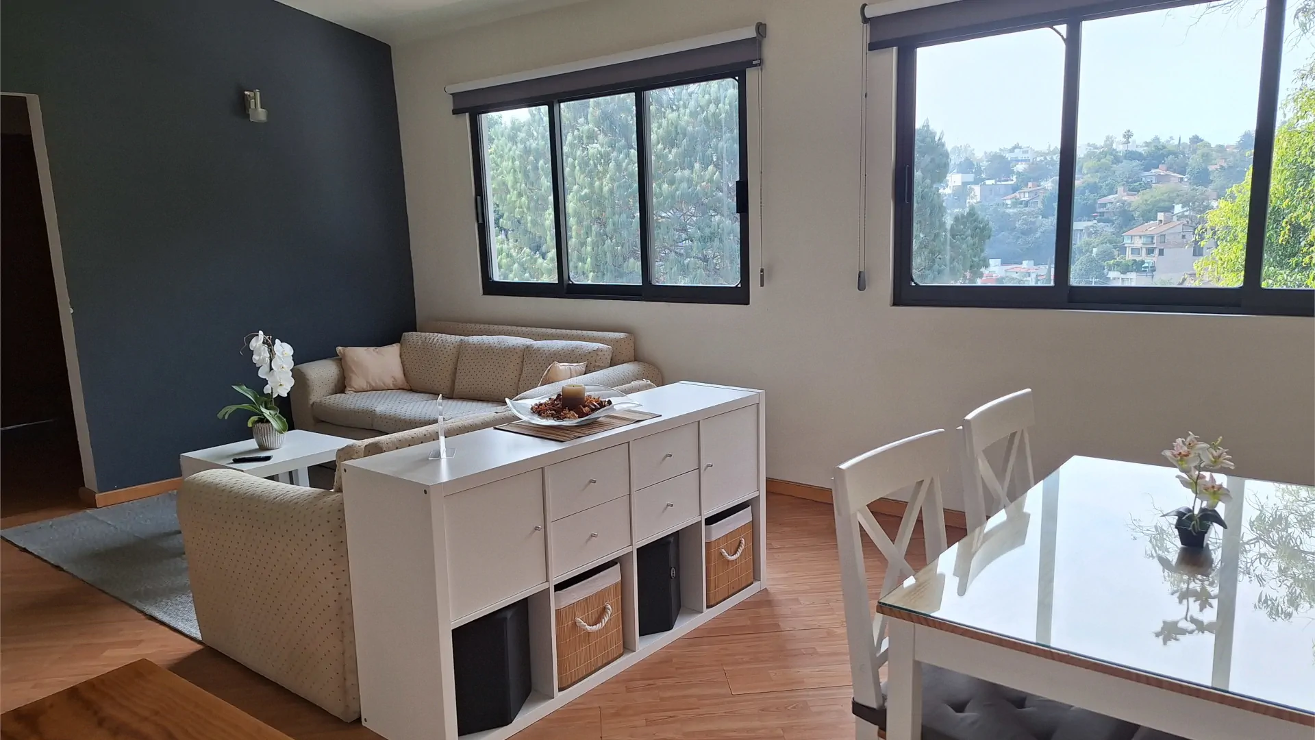 Living / dining room executive suite at Lomas de Chapultepec